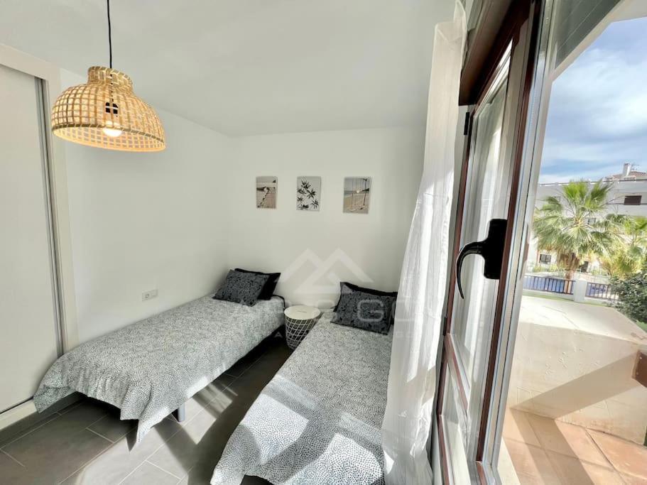 Oasis & Apartment Salobrena