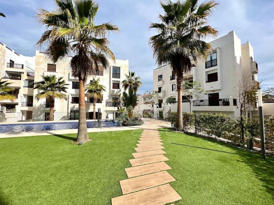 Oasis & Apartment