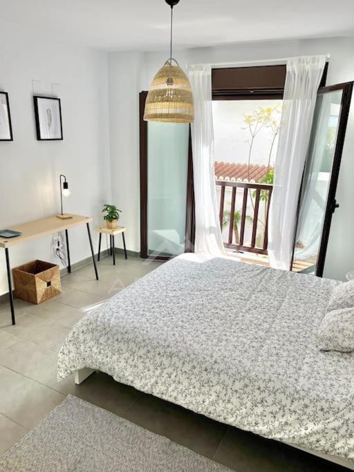 Apartment Oasis & *